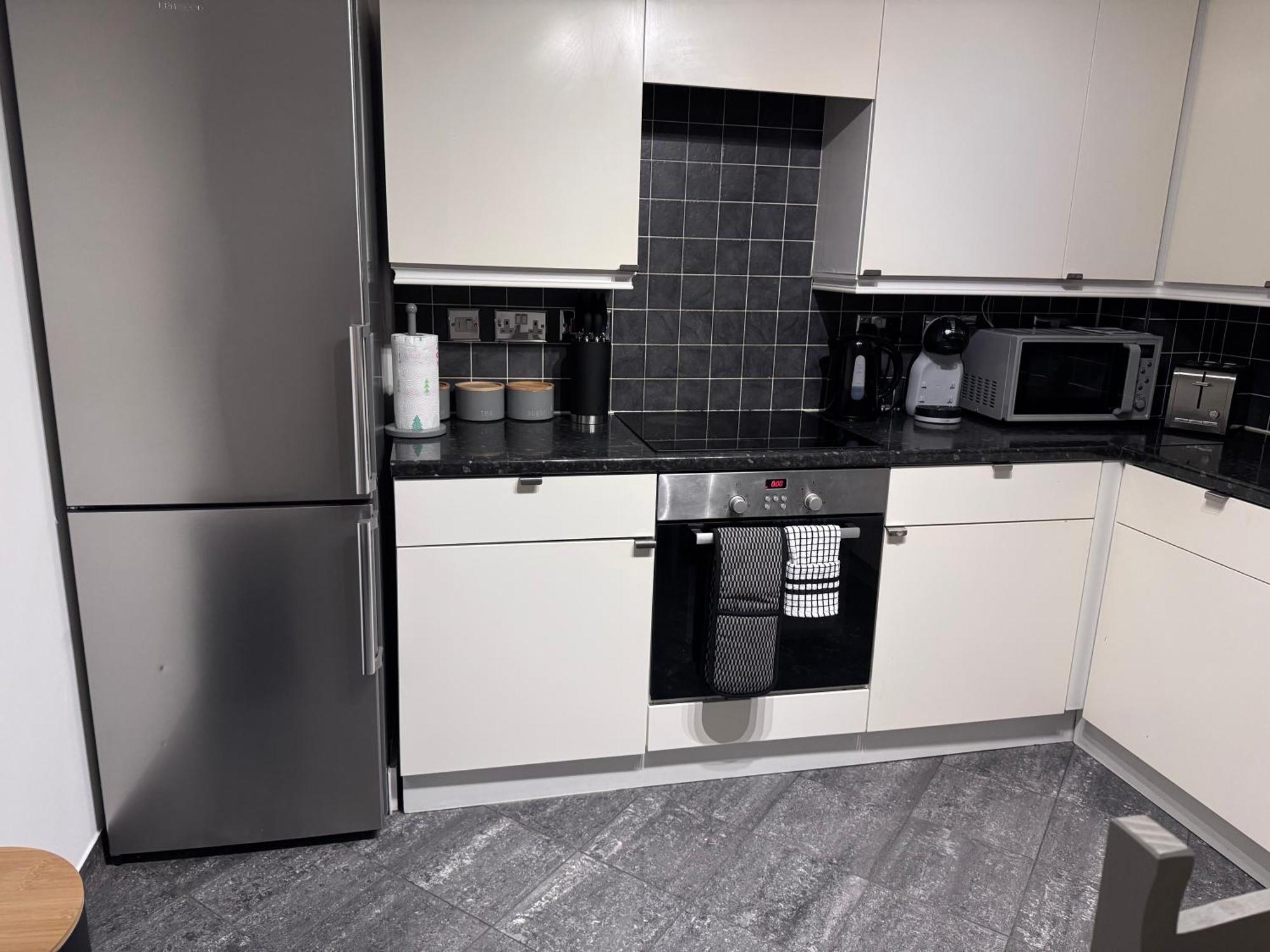 Hogwarts Apartment Abbots Langley Bagian luar foto